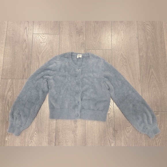 ARITZIA - Sunday best- button up cardigan. extremely comfy and cosy - Picture 5 of 6